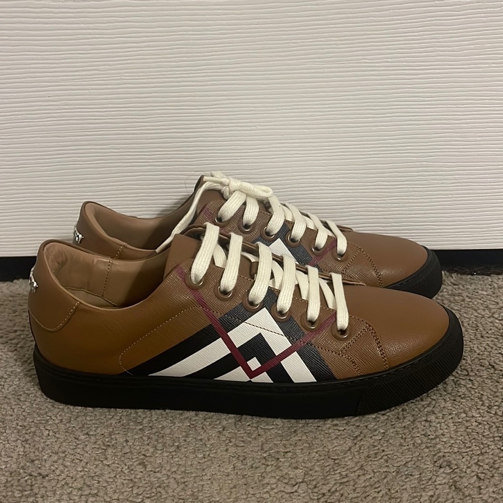 Burberry Sneaker
